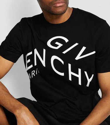 Givenchy Refracted Logo T-Shirt - Black