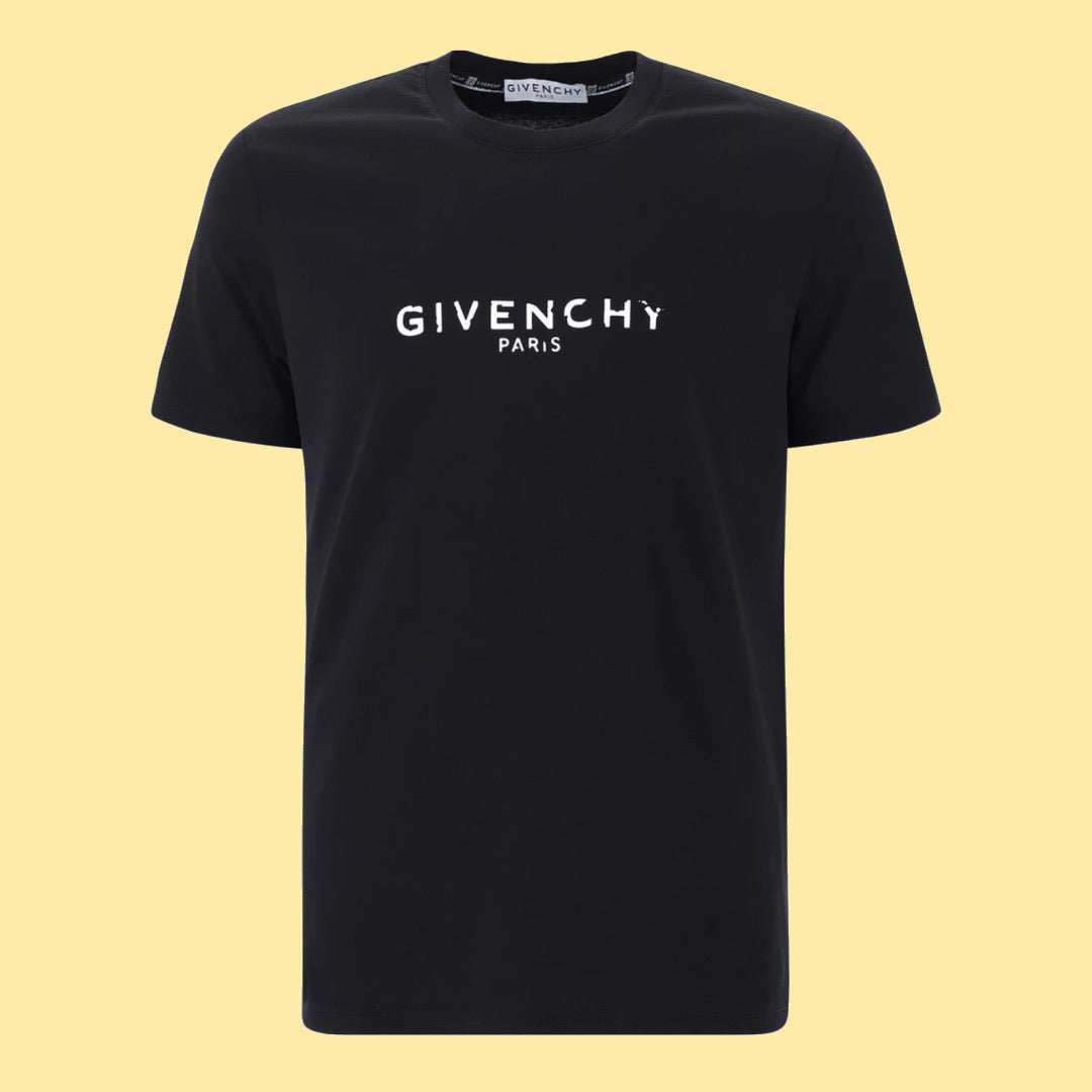 Shirt Givenchy An GIVENCHY 4g Emblem T-Shirt Men Black/White Flannels